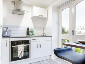 Kitchen area | Meadow View - The Old Strawberry Barn Studios, Cheddar