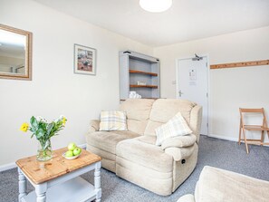 Living area | Apartment Nine - Broadshade Holiday Apartments, Paignton