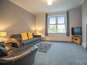 Living room | Oak - Woodside Apartments, Bideford