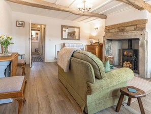 Living room/dining room | Lodge Farm Cottage, Haworth
