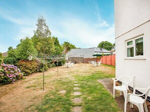 Exterior | Apartment Four - Broadshade Holiday Apartments, Paignton