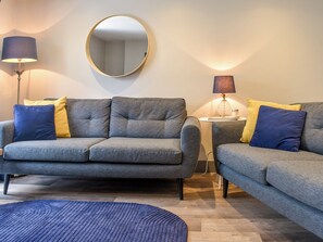 Living room | Garden Flat, Ryde and Seaview