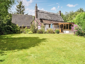 Garden | The Old Thatched Cottage, St Michaels, near Tenterden