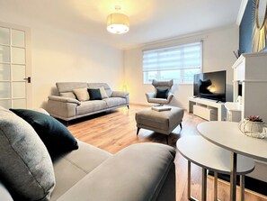 Living room | Marie Hoose, Strornoway, Isle of Lewis