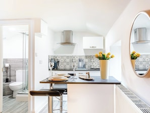 Open plan living space | Tor View - The Old Strawberry Barn Studios, Cheddar