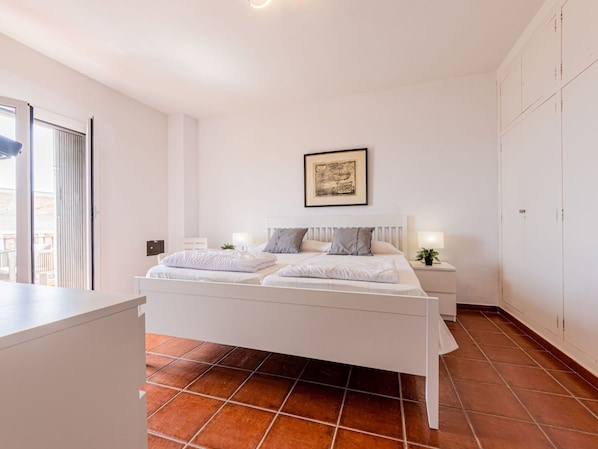 Meubles, Propriété, Bâtiment, Confort, Bois, Design Intérieur, Maison, Sol, Cadre De Lit, Cadre