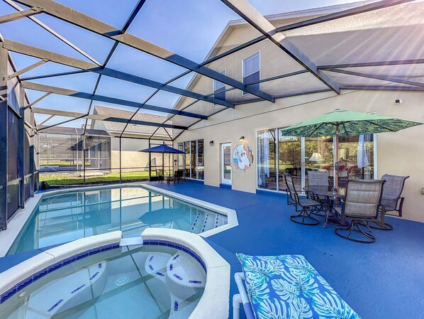 Private pool and spa with two seating areas.