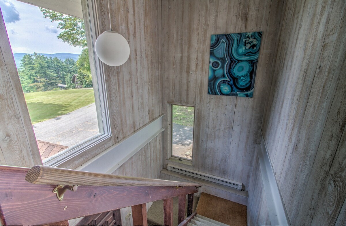 Scandinavian Sauna near hiking and views