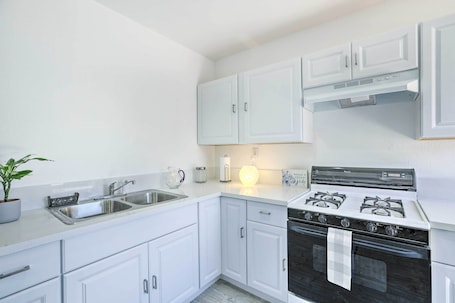 Lompoc Vacation Rental | Studio | 1BA | 500 Sq Ft | Step-Free Access