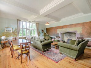 Living room | Hodroyd Hall, Holmfirth