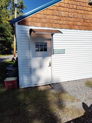 BUNGALOW ENTRANCE