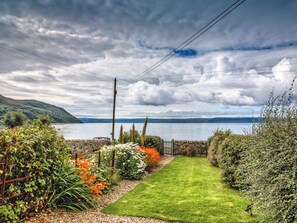 Garden | 11 The Apostles - The Apostles, Catacol, near Lochranza