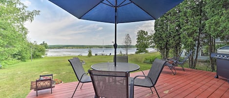 Petoskey Vacation Rental | 3BR | 2BA | Step-Free Access | 1,000 Sq Ft