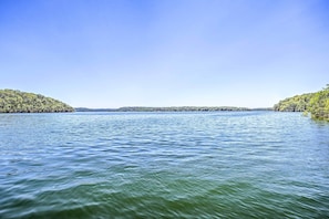 Beaver Lake | Public Boat Ramp Available at the End of the Road