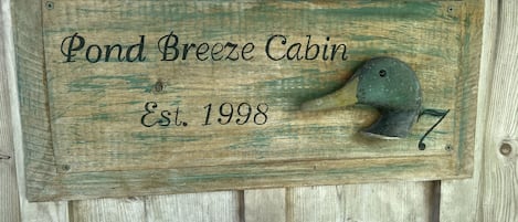 Pond Breeze Cabin