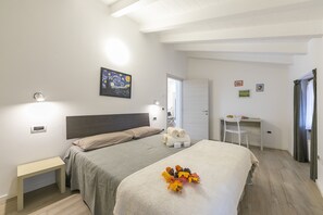 Large and welcoming double bedroom