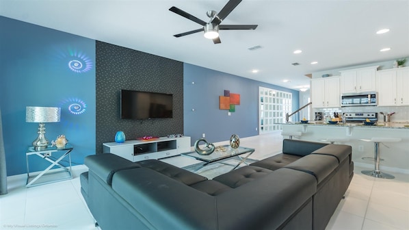 Sweet Home Vacation Home Rentals, Top Resorts Florida Solara Resort