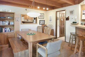 Dining Table, 3rd bathroom