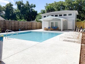 Pool House Cabana