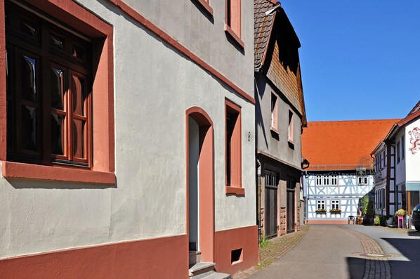 Aussenansicht mit separatem Eingang