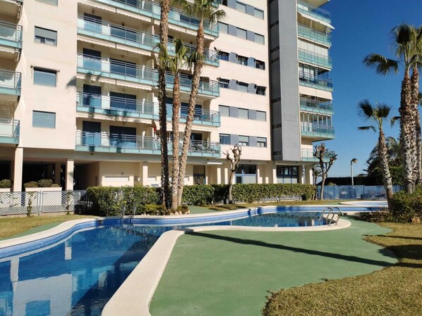 Pool
