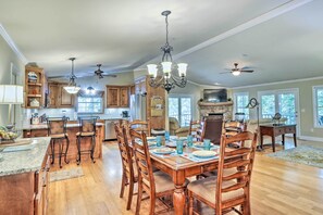 Dining Room | Drip & Pod Combo Coffee Maker | Pool Table | Fireplace