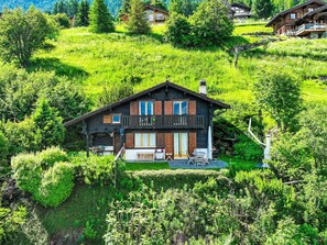 Pflanze, Eigentum, Pflanzengemeinschaft, Gebäude, Natürliche Landschaft, Natürlichen Umgebung, Botanik, Haus, Grundstueck, Baum