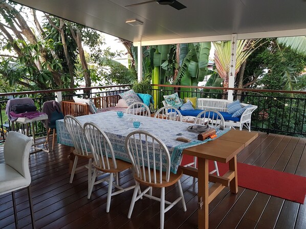 Outdoor dining