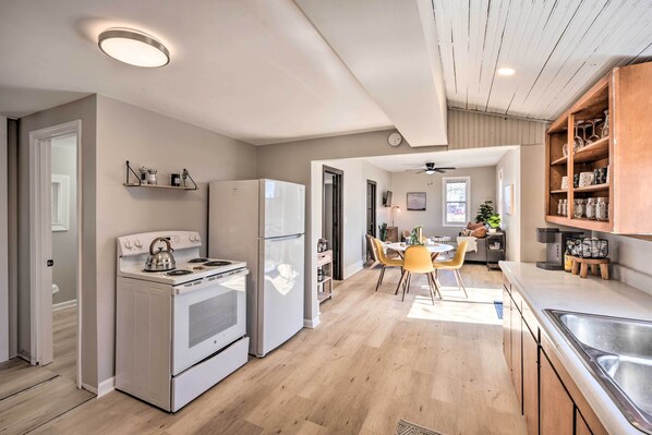 Superior Vacation Rental | 2BR | 1BA | Half-Step for Entry | 800 Sq Ft