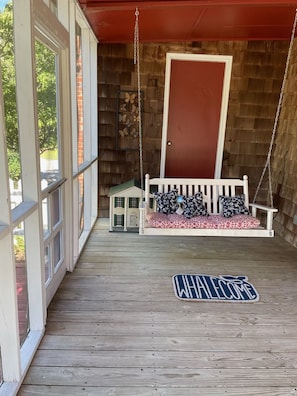 Screened in Porch