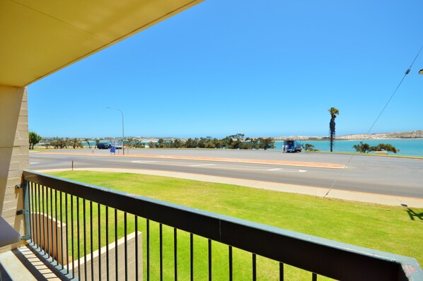 Kalbarri Garden Apartment 23