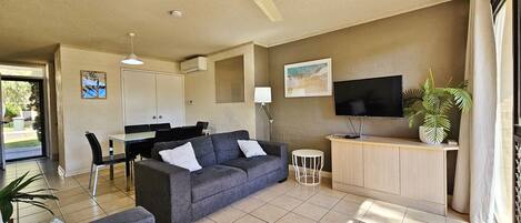 Riverview Apartment 32 - Kalbarri Accommodation Service