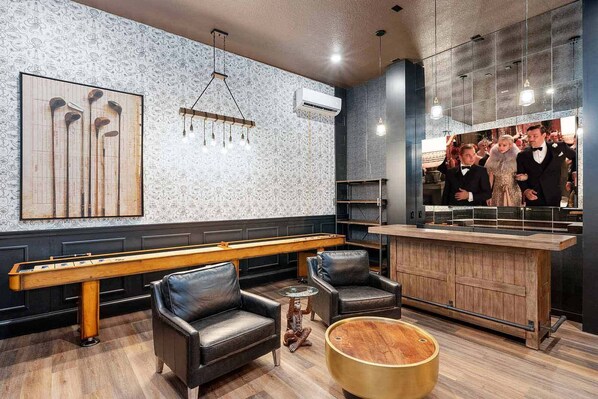 Private Speakeasy