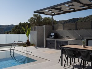 Outdoor dining area for culinary moments.