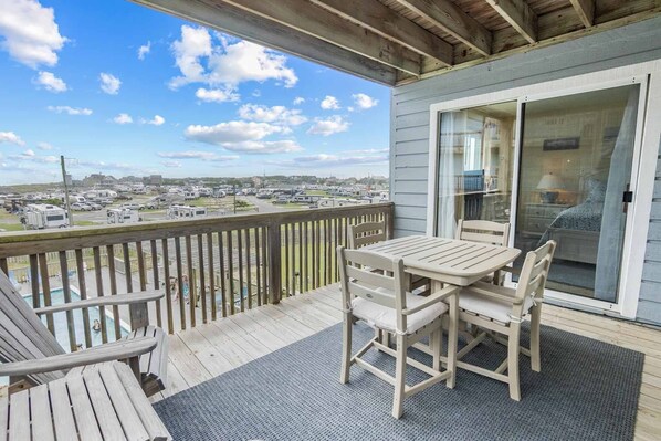 Surf-or-Sound-Realty-1048-Sea-Site-Heights-Deck-3