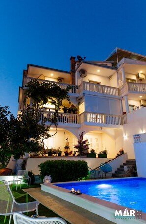Apartments Mar
