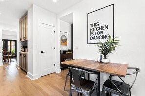 Extra seating in the breakfast nook