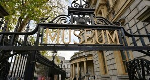 National Museum of Ireland only 04 minutes away!! (265 m on foot)