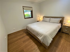Garden Unit Bedroom 1