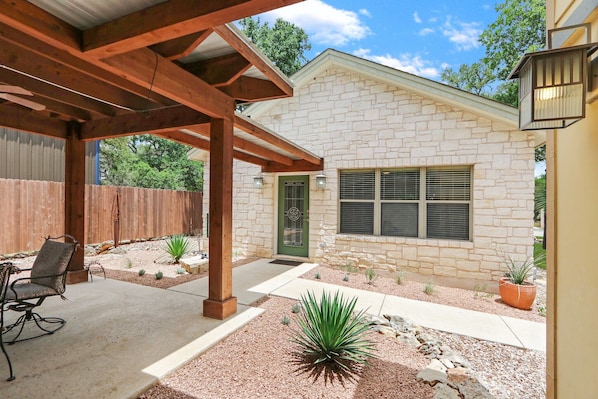 Entry door to Casita 2. This Casita shares a common wall with Casita 1.