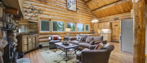 Alpine Creek Lodge - a SkyRun Breckenridge Property - 