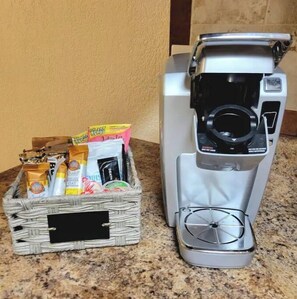 Kaffe og/eller kaffemaskine