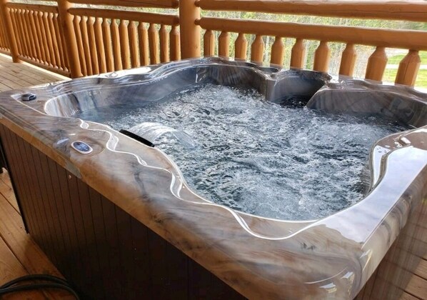 4 person  hot tub