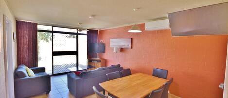 Riverview Apartment 77 - Kalbarri Accommodation Service