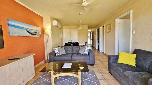 Riverview Apartment 49 - Kalbarri Accommodation Service