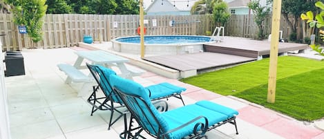 Private Outdoor Pool w/ lounge chairs, picnic table seating area and BBQ 