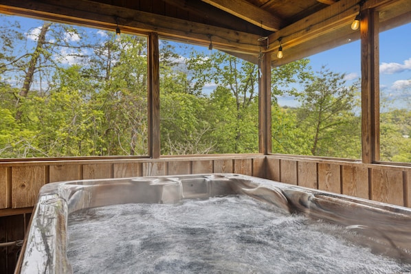Bain à remous extérieur
