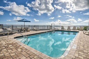 Community Pool | Beach Access