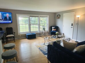 Sitting Room-TV, Netflix, Disney+