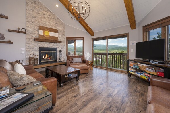 Wapiti 860 - a SkyRun Winter Park Property - beautiful fireplace